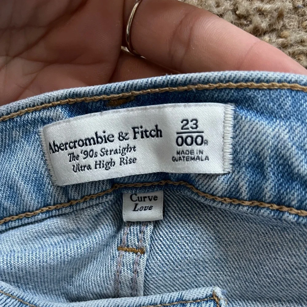 The ‘90s Straight Ultra High Rise - Picture 3 of 3